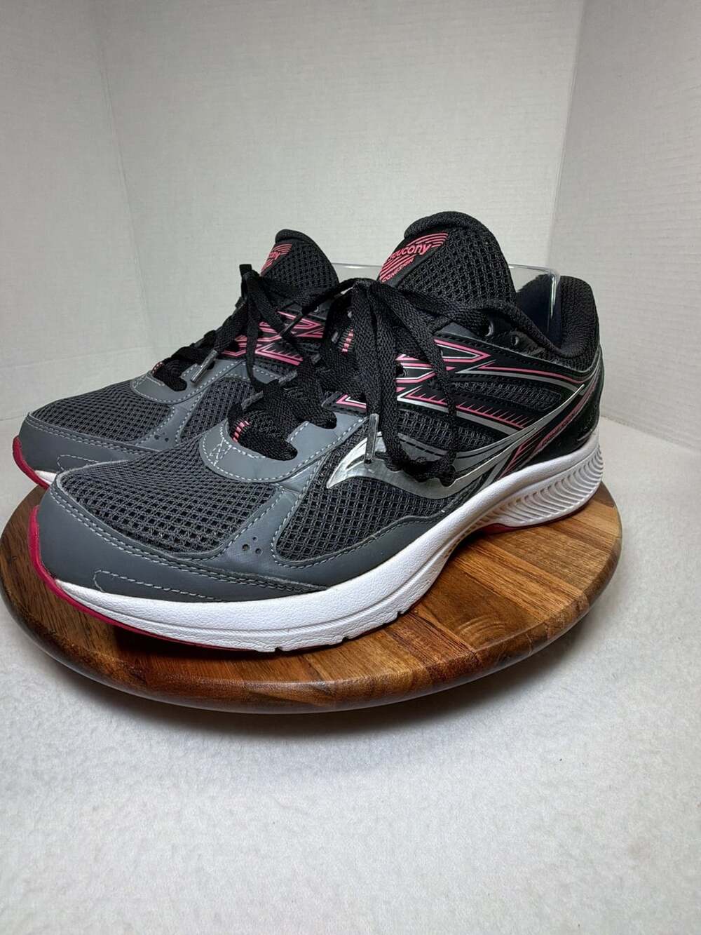 Saucony Cohesion 14 Women’s Sz 8.5 Black Pink Running Shoes Gym Workout